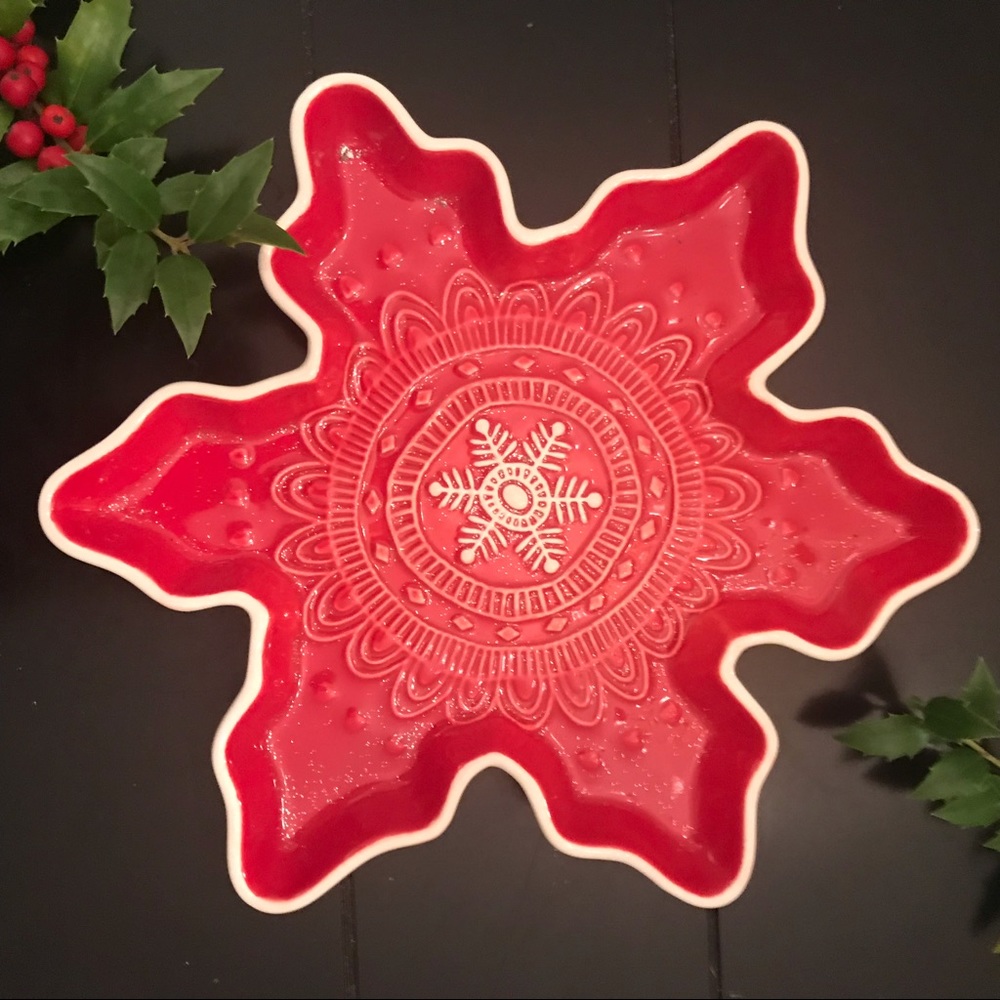 Hallmark Red Snowflake Christmas Bowl